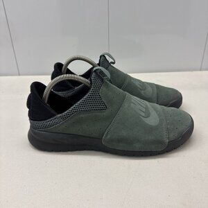 Nike Benassi SLP Spruce Black Sneakers Size 9 SAMPLE - RARE